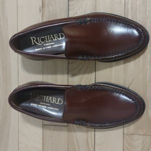 Richard hand-sewn genuine moccasin brand new